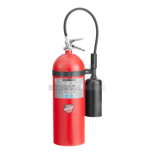 BRAND NEW SCRATCH AND DENT! Buckeye 47246600 20 lb. Carbon Dioxide BC Fire Extinguisher - Rechargeable Untagged -
