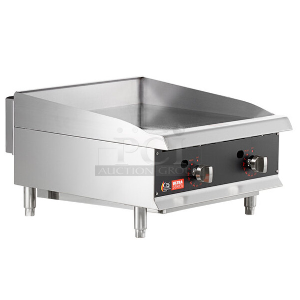 BRAND NEW SCRATCH AND DENT! Cooking Performance Group CPG 351GTUCPG24N Stainless Steel Commercial Natural Gas Powered Flat Top Griddle. 60,000 BTU. 