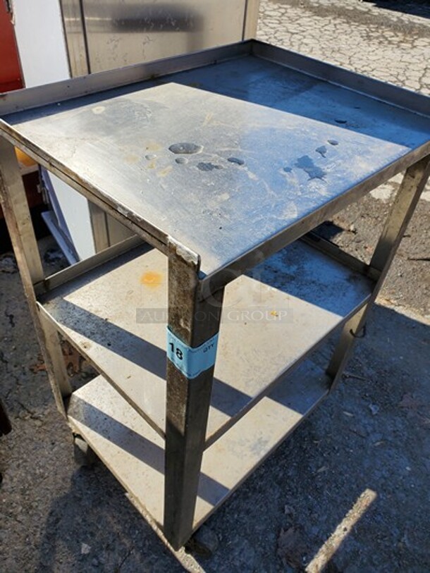 Utility cart.  - Image 2 of 3