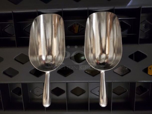 Scoop - Image 1 of 4