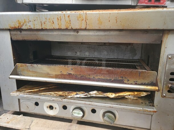 CPG 36" Natural Gas Salamander Broiler 36,000 BTU (Missing a knob) 36WX21DX22H - Image 3 of 5