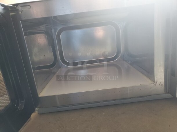 Amana Commercial Microwave  - Image 3 of 5