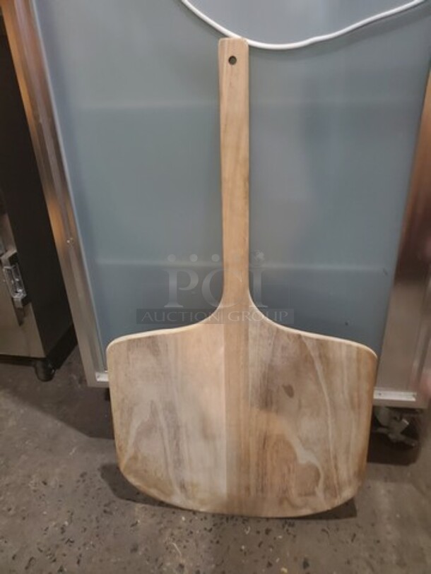 18" x 16" Wooden Pizza Peel with 20" Handle, Brand New! - Image 3 of 4