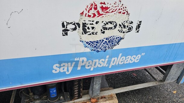 Vintage Pepsi Cooler
Working Condition - Image 3 of 6