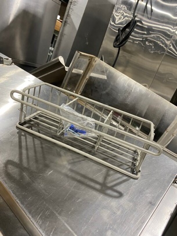 NEW! IN THE BOX! Spray Bottle Holder Wire Rack! - Image 2 of 4