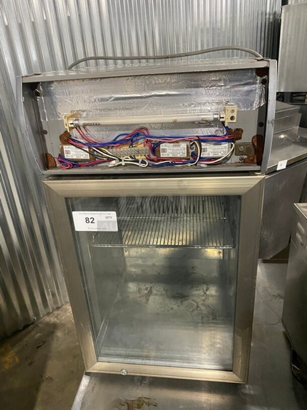 Commercial Countertop Single Glass Door Reach In Cooler! With Metal Rack! 115V! Model: VV3! - Image 1 of 7