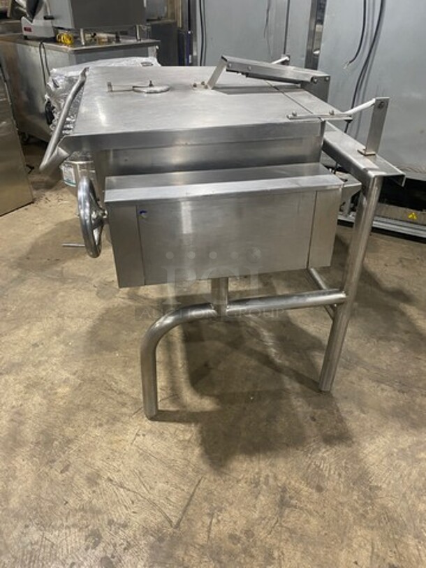 Nice! GROEN Commercial Electric Powered Tilt Skillet/Braising Pan! All Stainless Steel! On Legs! - Image 3 of 8