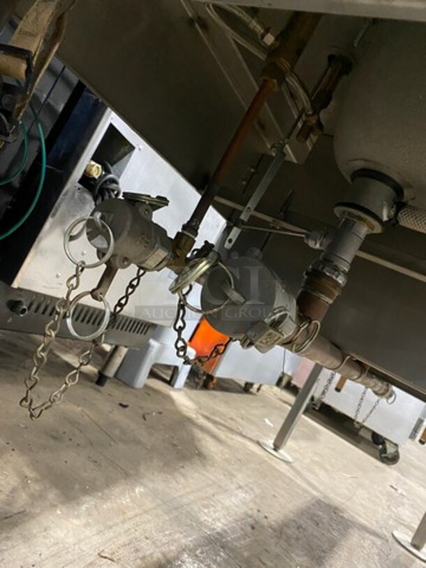 WOW! Commercial 3 Bay Sink Wash Station! Solid Stainless Steel! On Legs! - Image 9 of 11