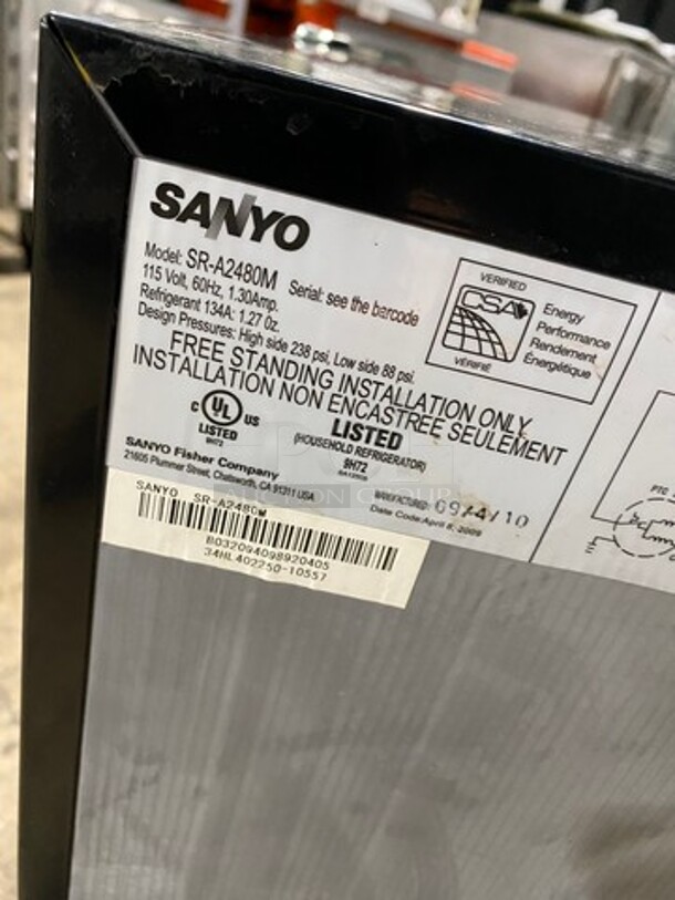 Sanyo Undercounter Single Door Refrigerator! With Poly Racks And Shelves! Model: SRA2480M SN: B032094098920405 115V - Image 5 of 9