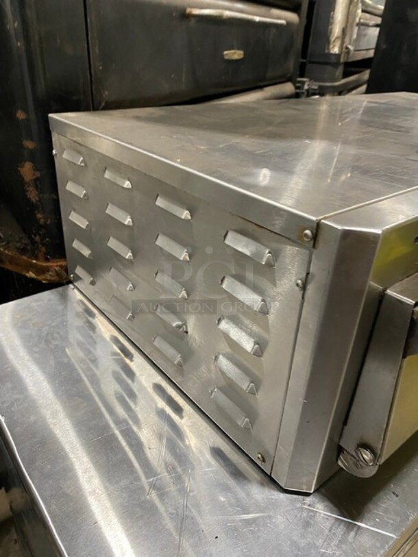 Equipex Commercial Countertop Electric Powered Pizza/ Snack Oven! Model: PZ430D SN: FJ412007 208/240V 60HZ 1 Phase - Image 2 of 8