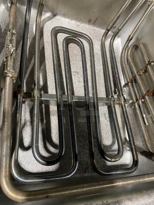 Toastmaster Electric Powered Pasta Cooker! With Single Drawer Space Underneath! All Stainless Steel! On Legs! - Image 6 of 9