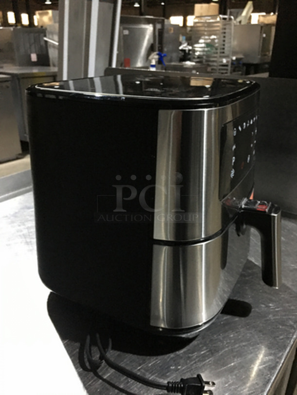 Insignia Countertop Air Fryer! Holds up To 5 Quarts! With Digital Controls! Stainless Steel! Model: NSAF53DSS0 120V 60HZ - Image 3 of 8