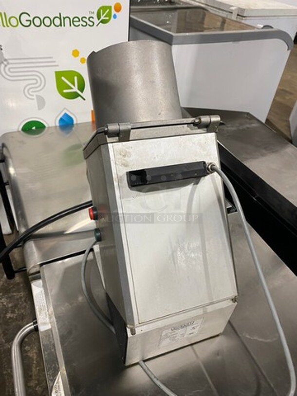 Hobart Commercial Countertop Food Processor/Chopper Machine! Model: FP100 SN: 761032994 120V 60HZ 1 Phase - Image 4 of 8