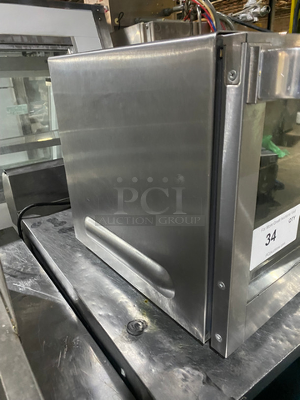 Waring Commercial Countertop Half Size Convection Oven! With Metal Oven Racks! With View Through Door! All Stainless Steel! Model: WCO500X SN: 150130 120V 60HZ - Image 2 of 8