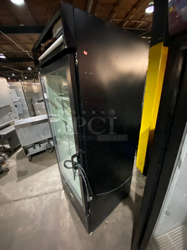 Universal Nolin Commercial Single Door Reach In Cooler Merchandiser! With View Through Door! With Poly Coated Racks! 120V 60HZ 1 Phase - Image 2 of 7
