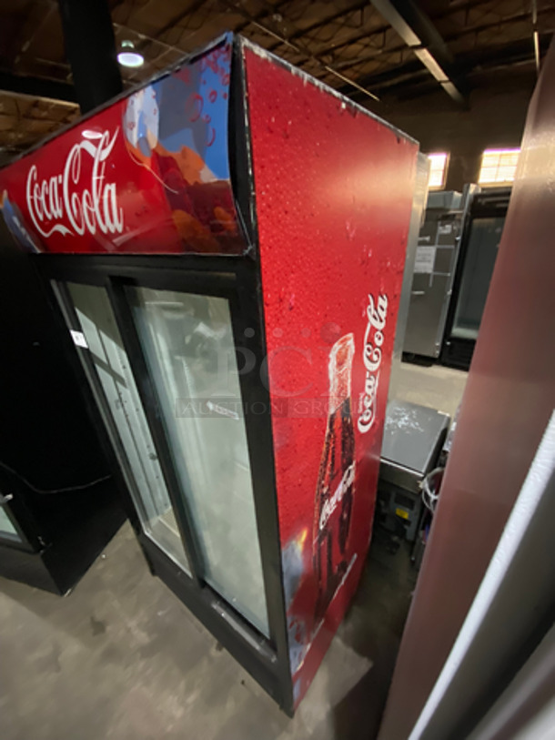 True Commercial 2 Door Reach In Cooler Merchandiser! With View through Doors! With Poly Coated Racks! Model: GDM33 SN: 13269673 115V 60HZ 1 Phase - Image 2 of 10