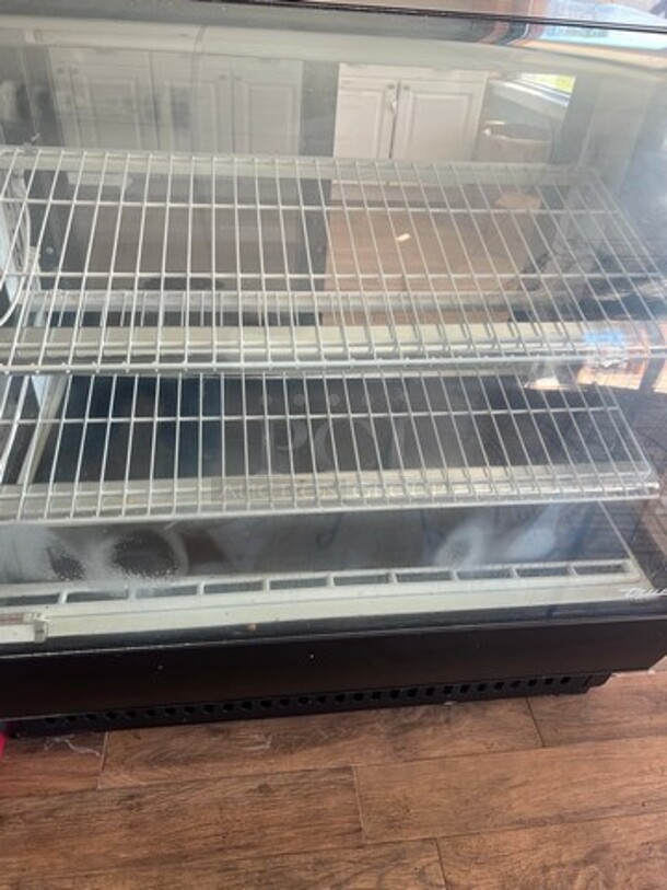 True Commercial Refrigerated Deli/Bakery Display Case Merchandiser! With Curved Front Glass! With Rear Access Doors! WORKING WHEN REMOVED! Model: TCGR50 SN: 13788178 115V 60HZ 1 Phase - Image 2 of 8