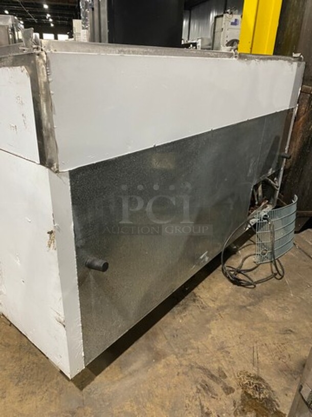 Leader Commercial Refrigerated Pizza Prep Table! With Marble Commercial Cutting Board! With 3 Door Storage Space Underneath! All Stainless Steel! Model: ESPT72SC SN: NP08M2905 115V 60HZ 1 Phase - Image 3 of 10