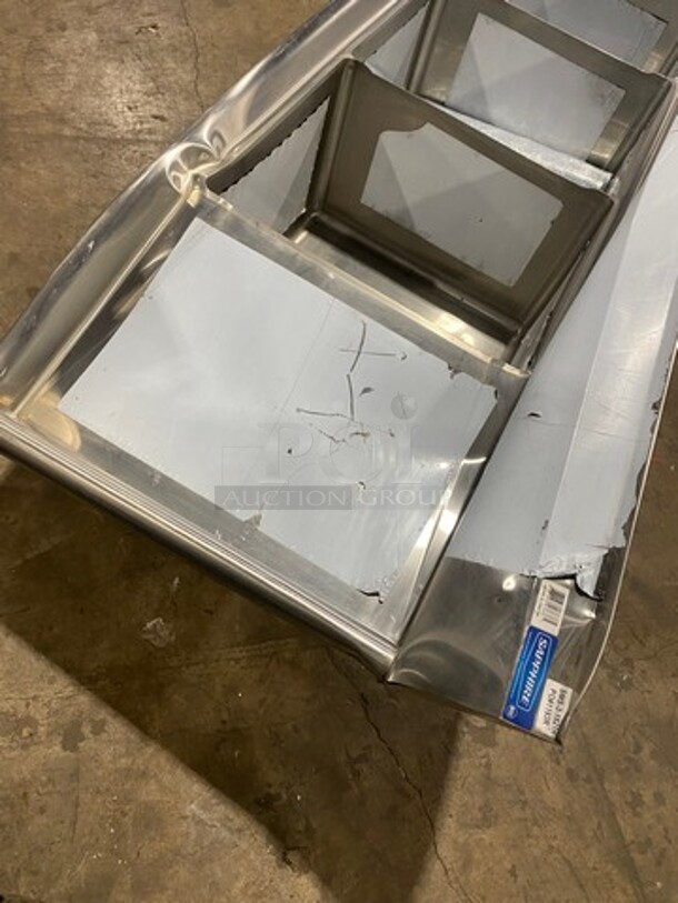 NEW! SCRATCH-N-DENT! Sapphire Commercial 3 Compartment Dish Washing Sink! With Single Side Drain Board! With Back Splash! All Stainless Steel! Model: SMS31821R - Image 3 of 10