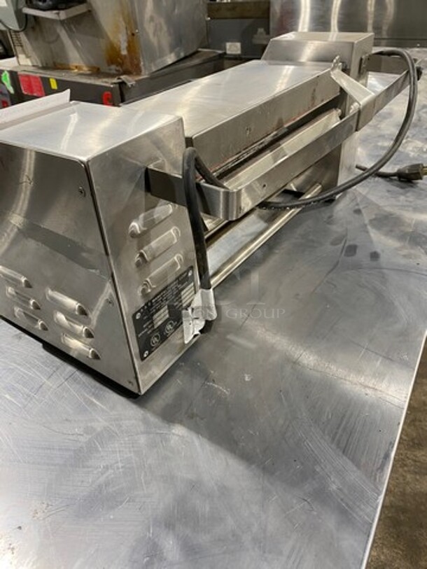 Deli Chef Commercial Countertop Electric Powered Panini/Sandwich Grill! Press With Ribbed Surface! All Stainless Steel! Model: A1 SN: A10146FG 120V - Image 3 of 8