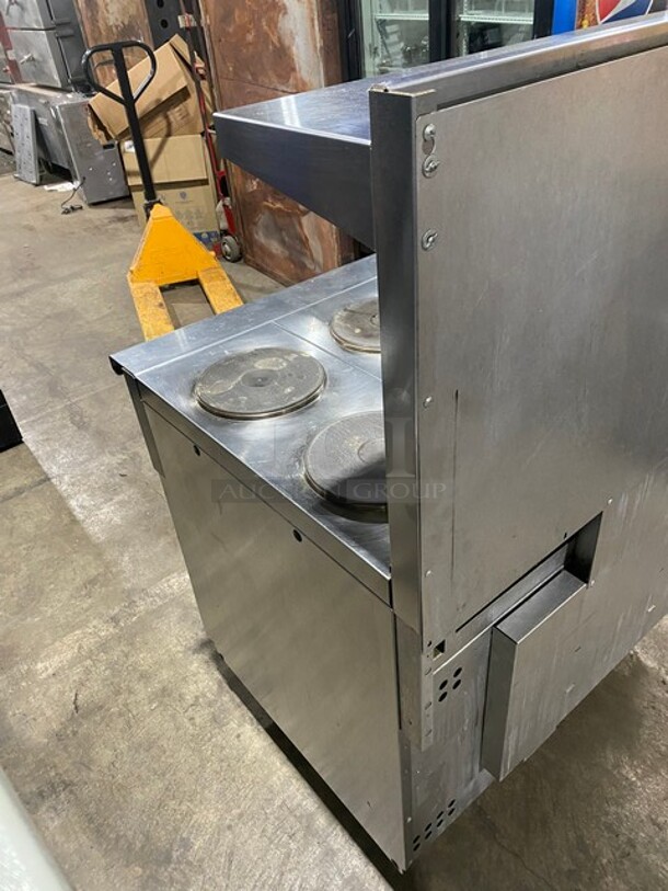 Vulcan Stainless Steel Commercial Electric Powered 6 Burner Hot Plate Range w/ Oven, Over Shelf and Back Splash! On Legs! MODEL EV36S-6FP480 SN: 650091879 480V 3/1PH  - Image 4 of 11