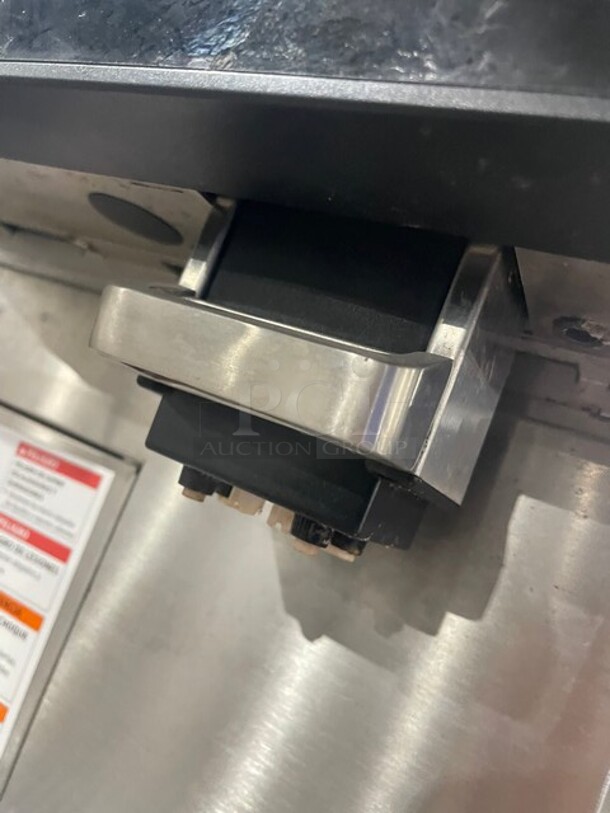 Melitta Cafina CT8 Commercial Countertop Automatic Espresso Machine! All Stainless Steel! With Touchscreen and Hoppers! 208V, 2 Phase! SN: 53581! - Image 7 of 9