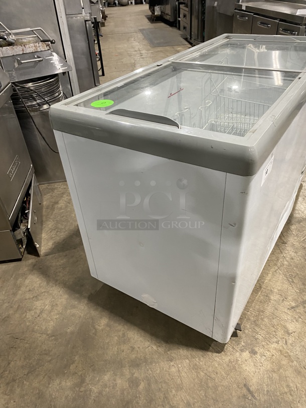 Kelvinator Commercial White Ice Cream Dipping/Display Freezer! MODEL: KCNF140WH SN:33170 115V! Working When Removed! On Casters! - Image 2 of 7