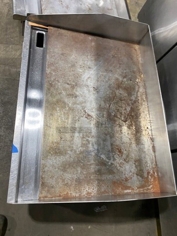 Lang Commercial Countertop Electric Powered Flat Top Griddle! With Back And Side Splashes! All Stainless Steel! On Small Legs! - Image 5 of 8