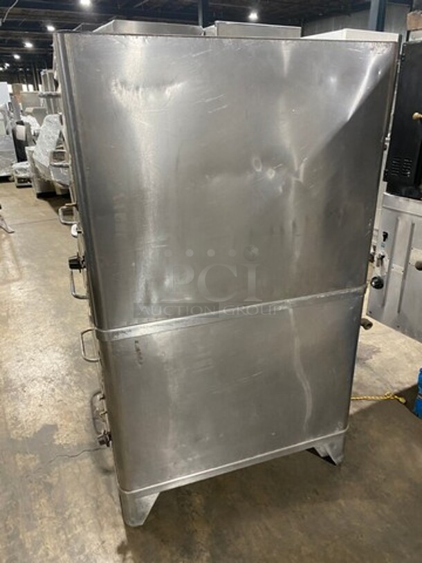 Blodgett Commercial Natural Gas Powered Double Deck Baking/ Pizza Oven! All Stainless Steel! On Legs! 2x Your Bid Makes One Unit! WORKING WHEN REMOVED! - Image 4 of 12