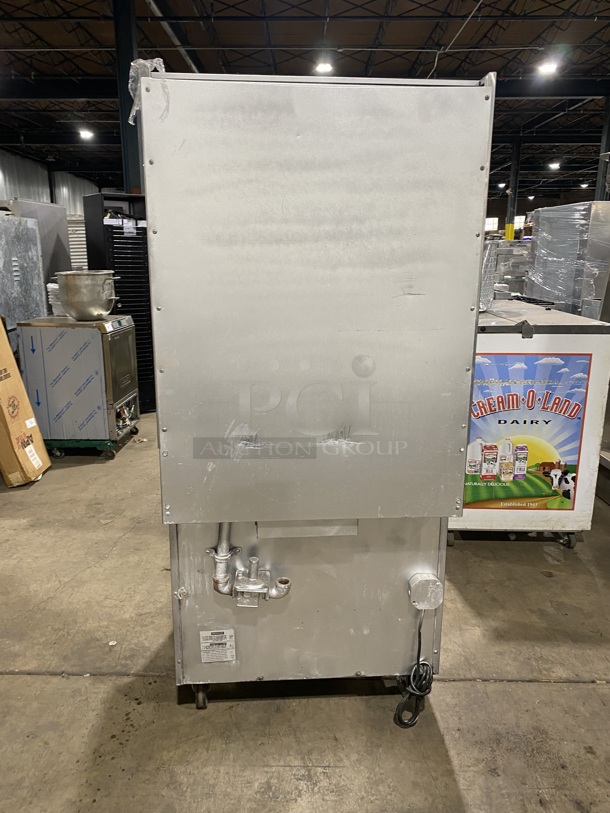 Southbend Heavy Duty Commercial Natural Gas Powered 6 Burner Stove! With Raised Back Splash! With Oven Underneath! All Stainless Steel! On Casters! Model: P32D-BBB SN: 05M09248! Working When Removed!  - Image 2 of 12