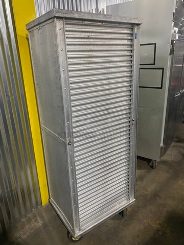 Cres Cor Commercial Food Holding/Transport Cabinet! With Single Door! All Stainless Steel Body! Model 10141! On Casters! - Image 4 of 8