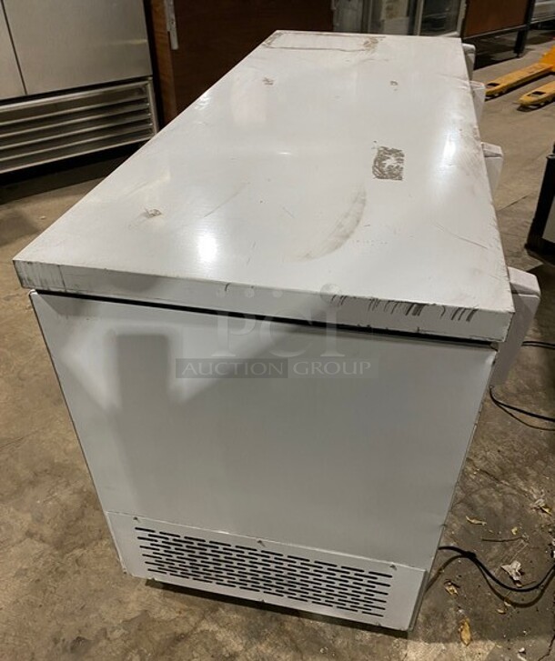 Ojeda Commercial Reach Down Chest Freezer! MODEL NCFH68 SN:001269130415A 120V 1PH - Image 2 of 7