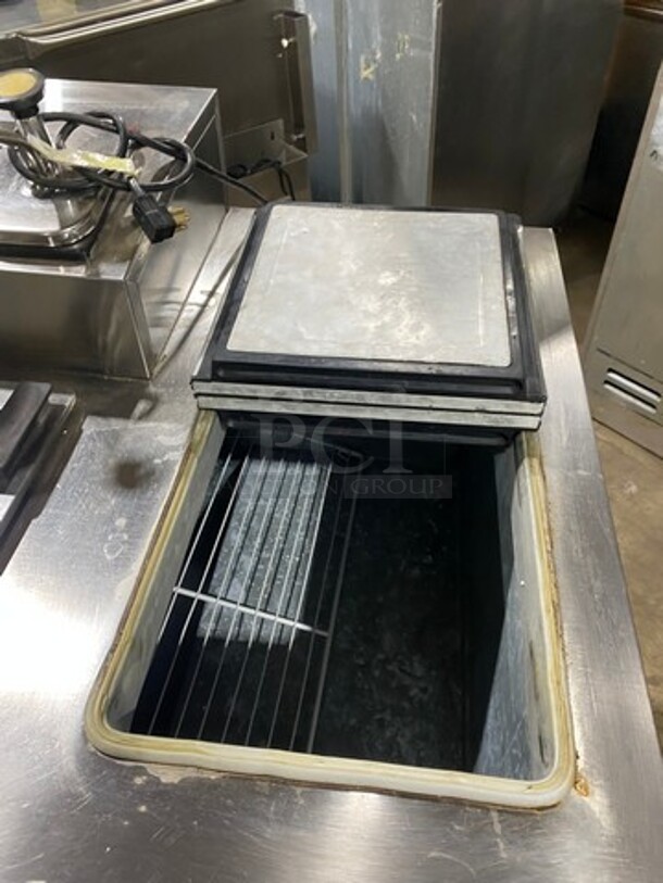 Master Bilt Commercial Ice Cream Dipping Cabinet/ Dessert Station! With Topping Rail! All Stainless Steel! Model: FLR60SE 115/208/230V - Image 6 of 11