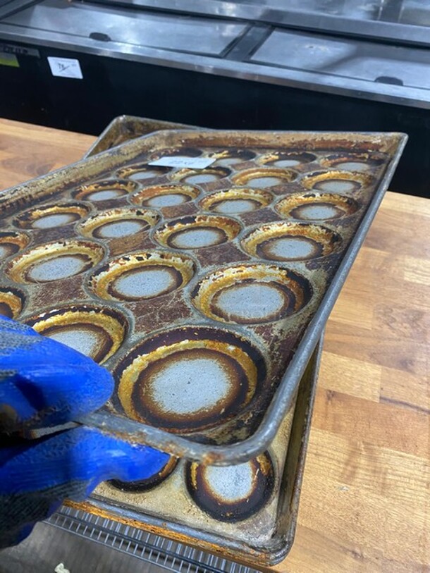 Stainless Steel Bun Pans! 6x Your Bid! - Image 4 of 5