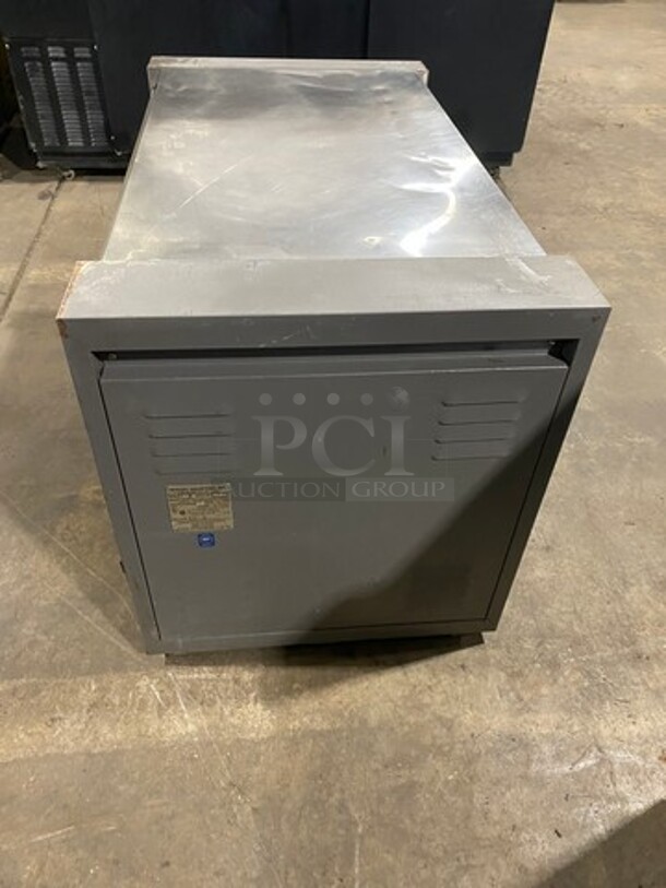 Hickory Commercial Countertop Electric Powered Rotisserie Oven! All Stainless Steel Body! Model: N/55EM SN: 550604 208V - Image 2 of 8