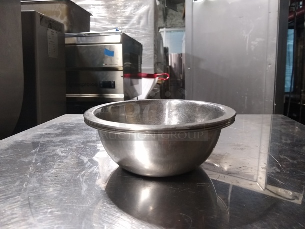 X4 5 Inch Stainless Steel Bowl - Choice - Image 2 of 3