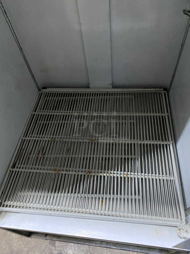 Beverage Air Commercial Single Door Reach In Refrigerator Merchandiser! With View Through Door! With Poly Coated Racks! Model: MT27 SN: 4859463 115V 60HZ 1 Phase - Image 6 of 8