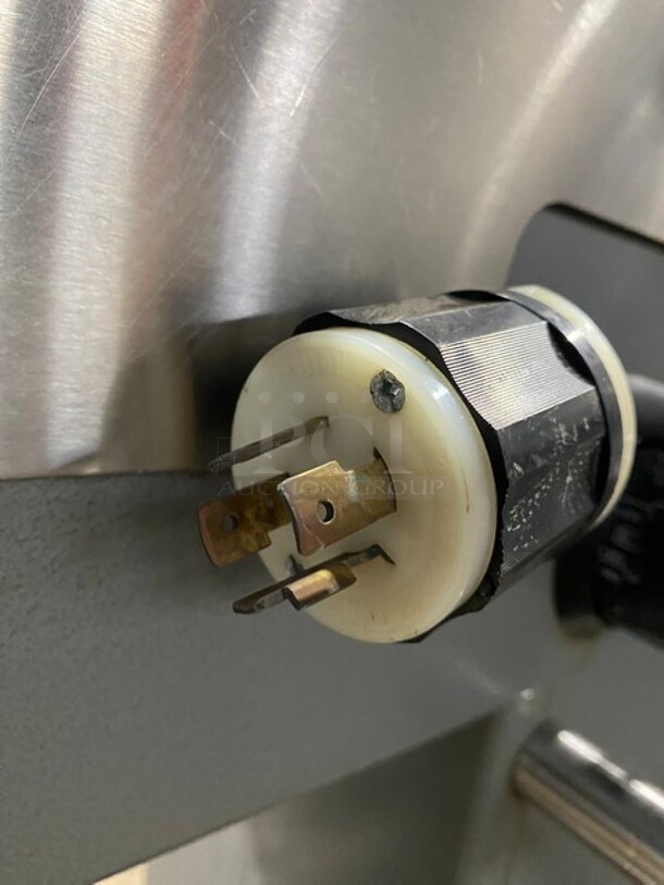 NICE! Welbilt Varimixer Commercial Floor Style 40 Qt Planetary Mixer! With Dough Hook Attachment! With Stainless Steel Mixing Bowl! 208V 3 Phase! Model: W40 SN: 691303002EA! - Image 11 of 11