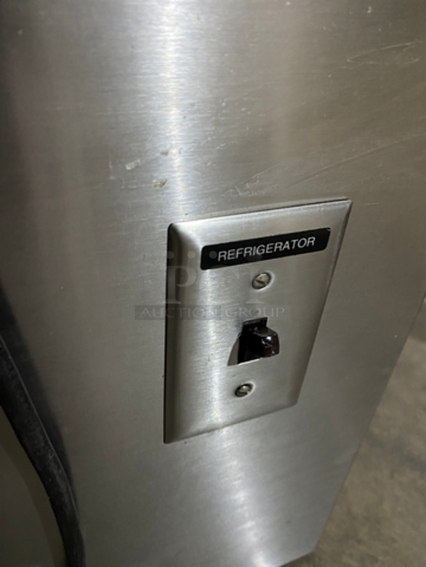 MUST HAVE! Vollrath Commercial Refrigerated Cold Pan! With Lowering Prep/Serve Line! All Stainless Steel! On Casters! Model: M3616500001EFA SN: D32000635368008 120V 60HZ 1 Phase - Image 10 of 11