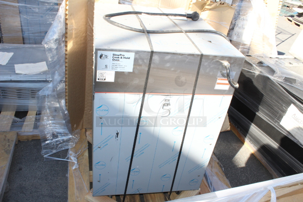 BRAND NEW SCRATCH & DENT! Cooking Performance Group CH-SP-1 SlowPro Cook and Hold Oven - 208/240V, 2250/3000W. S/N: 2023100076. Cord is the only thing observed to be damaged. 27-1/4x33-1/4x43-1/2 - Image 3 of 6