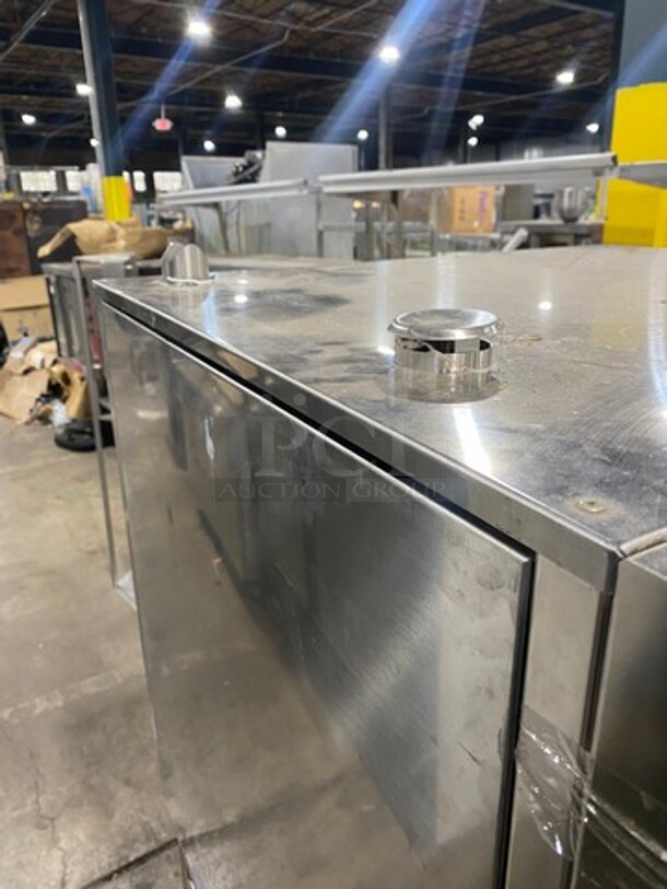 BKI By Giorik Commercial Electric Powered Combi Convection Oven! With View Through Door! With Built In Pan Rack! With Digital Touch Controls! All Stainless Steel! On Legs! Model: COMBI1.06 SN: 102005A000001 208V 60HZ 3 Phase - Image 10 of 12