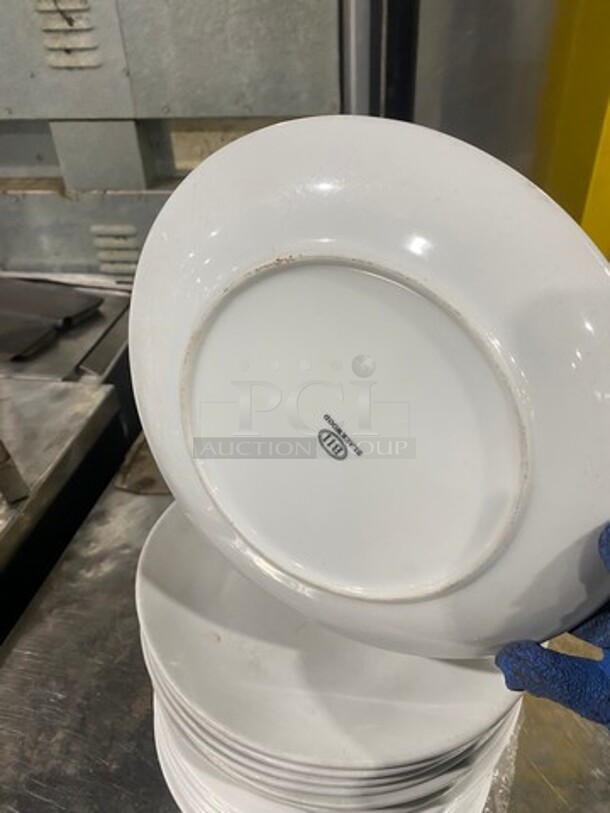 ALL ONE MONEY! White Dinner PLATES! - Image 3 of 6