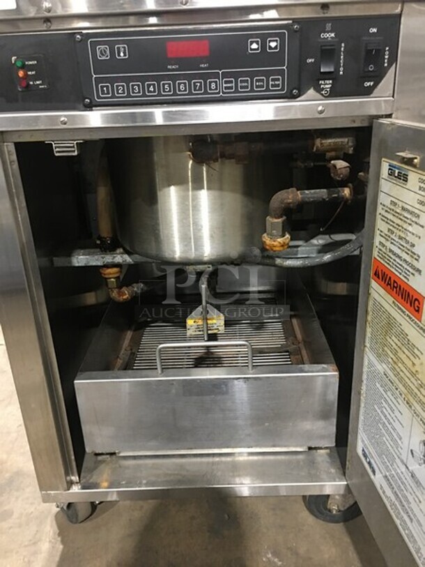 Nice! Giles Natural Gas Powered Commercial Kettle Chicken Fryer! With Automatic Basket Lift! With Oil Filter! Model CF400G Serial A40621020! On Casters! - Image 7 of 9