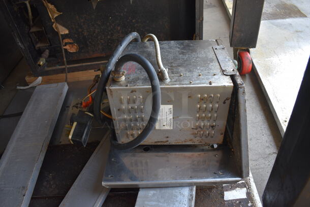 Blodgett Model 1048DD/AA-S Stainless Steel Commercial Natural Gas Powered Single Deck Pizza Oven on Metal Legs w/ Commercial Casters. Comes w/ 2 Cooking Stones. Unit Has An Added Humidity Steam Box Attachment For Donut Baking. 80,000 BTU. 60.5x45.5x72.5 - Image 11 of 12