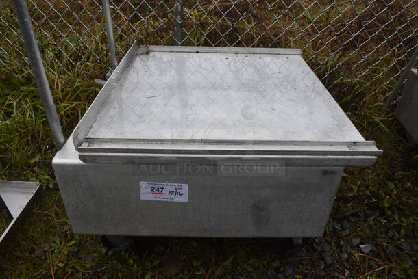 Metal Commercial Cart on Commercial Casters. 28x36x40 - Image 3 of 5