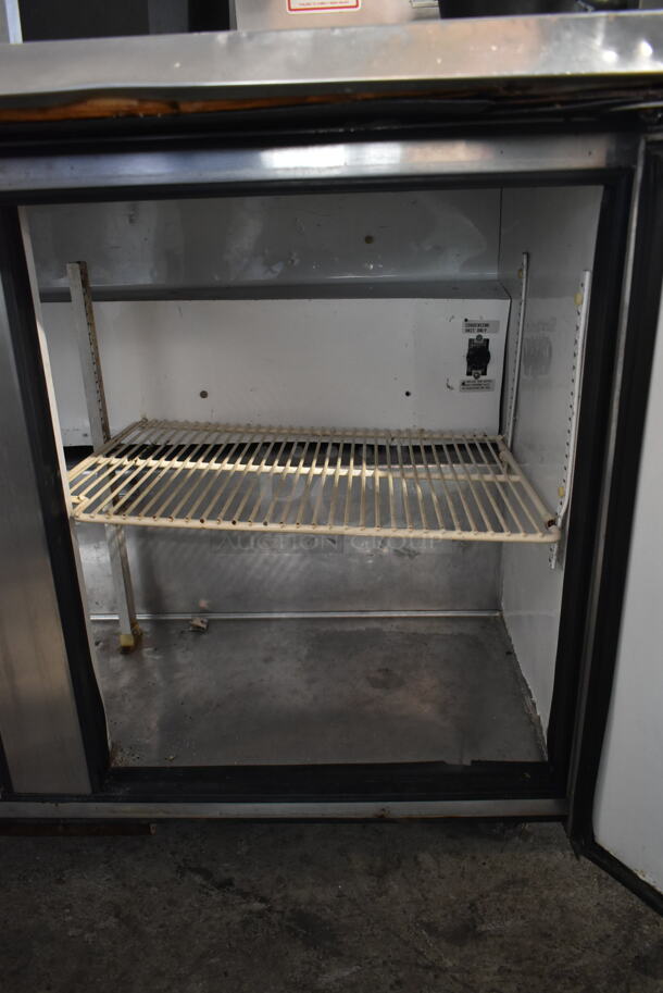 True Stainless Steel Commercial 2 Door Undercounter Cooler on Commercial Casters. 115 Volts, 1 Phase. Tested and Working! - Image 6 of 6