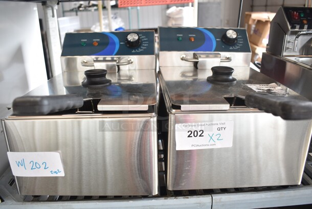 2 BRAND NEW SCRATCH AND DENT! 2023 Hoocoo FRY-10L Stainless Steel Commercial Countertop Electric Powered Fryer w/ Lid and Fry Basket. 120 Volts, 1 Phase. 2 Times Your Bid! - Image 2 of 10
