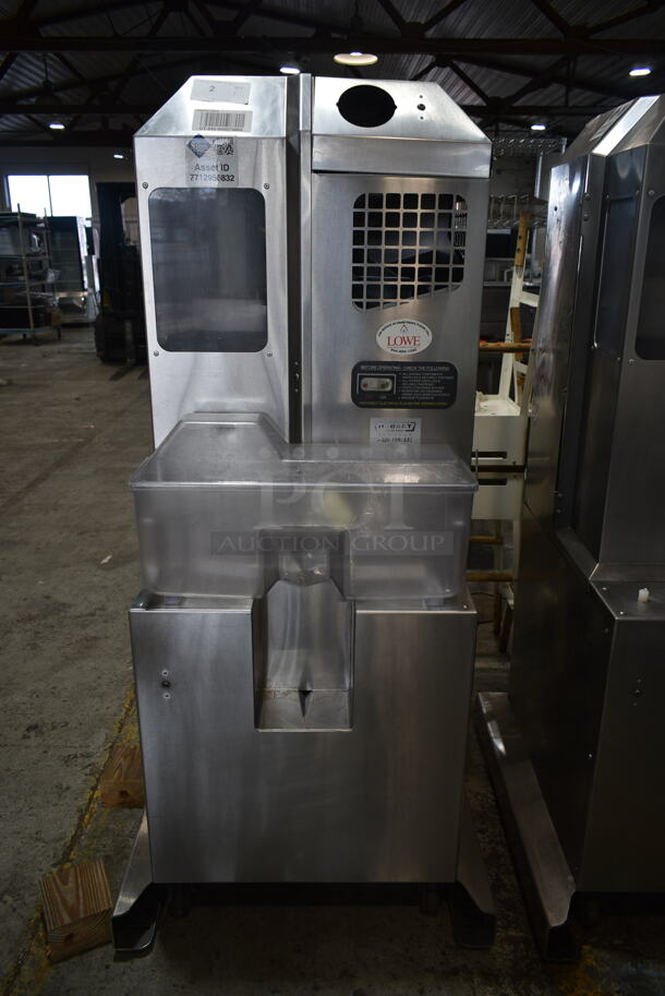 Fresh N Squeeze POS-1 Stainless Steel Commercial Floor Style Automatic Citrus Juicer on Commercial Casters. 120 Volts, 1 Phase. Tested and Working!