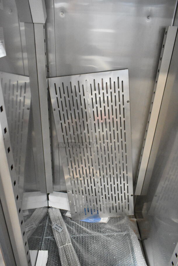 BRAND NEW SCRATCH AND DENT! 2023 Avantco 178Z1RHC Stainless Steel Commercial Single Door Reach In Cooler. 115 Volts, 1 Phase. Tested and Working! - Image 6 of 8