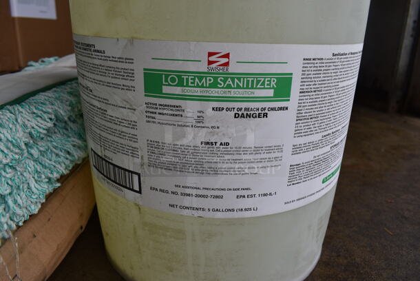 Swisher Lo Temp Sanitizer Bucket. 12x12x16 - Image 2 of 3
